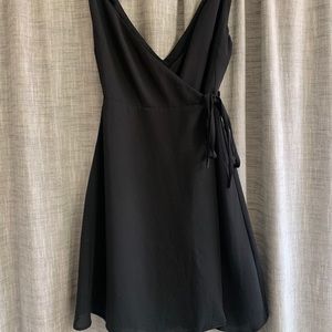 Black cocktail dress! Worn two times!